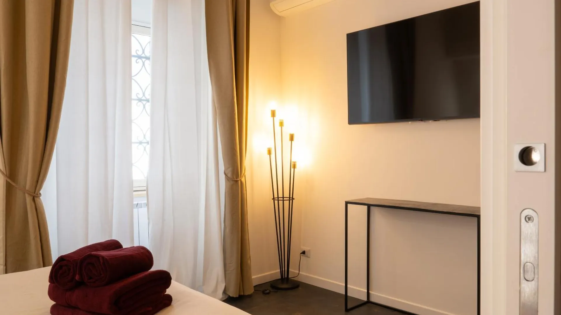 Embassy Suites Roma 0*, Rome